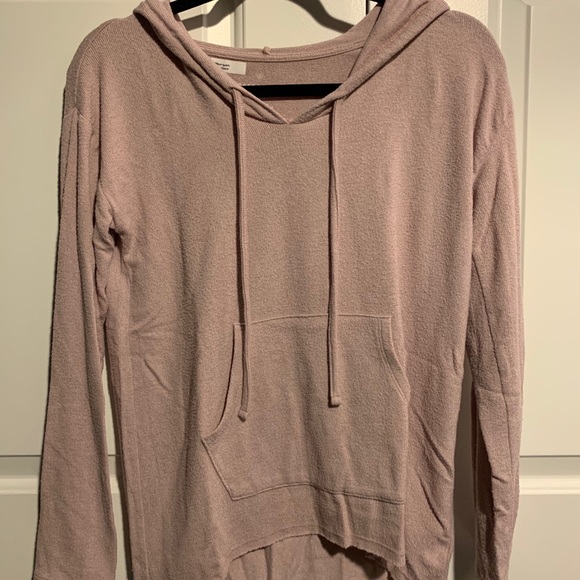 Pale pink long sleeve hoodie from American Eagle - Picture 1 of 1